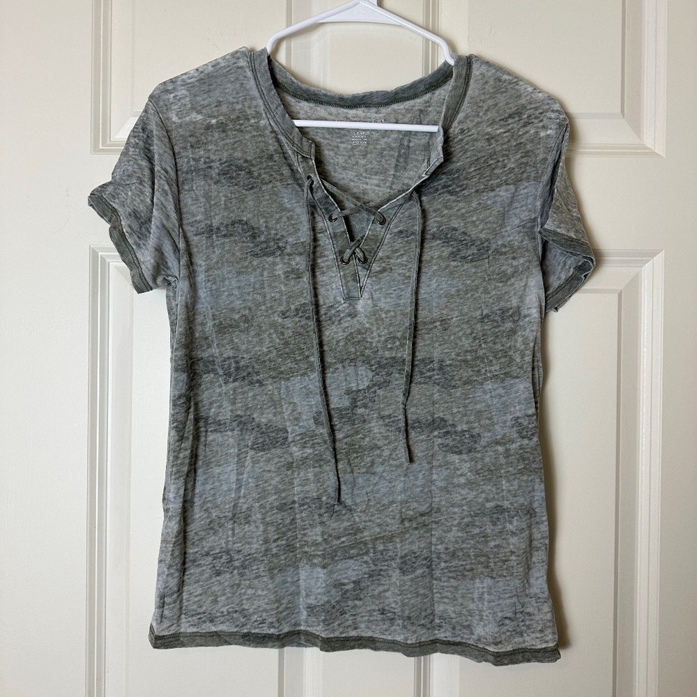 ! American Eagle Green Came Short Sleeve Lace Up Top Women Size S